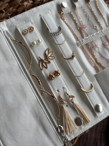 Roll Up Jewelry Case